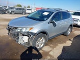 Toyota Rav4 Xle JTMWFREV0DD000743 снимка