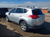 Toyota Rav4 Xle JTMWFREV0DD000743 снимка