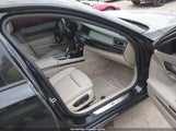 BMW 750Li WBAYE8C59DD132129 photo