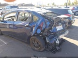 Toyota Prius Two JTDKN3DU2E0370561 fotografie