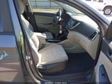 Hyundai Tucson Se KM8J33A41GU143214 снимка