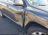 Toyota Highlander Base V6 5TDBK3EH5BS057135 fotografie