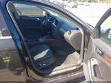 Audi A4 2.0T Premium WAUBFAFL4GN017764 снимка