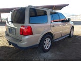 Lincoln Navigator 5LMFU27575LJ23966 снимка