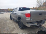 Toyota Tundra Grade 5.7L V8 5TFDY5F16BX170865 fotografie