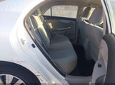 Toyota Corolla Le 2T1BU4EE2DC053500 снимка
