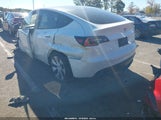 Tesla Model Y Long Range Dual Motor All-Wheel Drive 5YJYGAEEXMF186341 photo