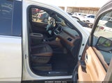 Chevrolet Tahoe 4Wd High Country 1GNSKTKT4NR226662 снимка