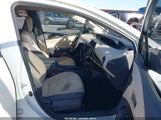 Toyota Prius Two JTDKBRFU9H3056384 снимка