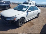 Volkswagen Passat 2.5L S 1VWAP7A35DC073786 снимка
