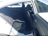 Hyundai Elantra Sel 5NPD84LF7JH315383 photo