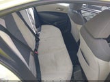 Toyota Corolla Le 5YFEPRAE2LP108582 снимка