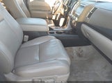 Toyota Sequoia Limited 5.7L V8 5TDKY5G15AS027349 fotografie