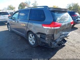 Toyota Sienna Le V6 5TDKK3DC8BS011112 снимка