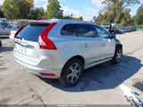 Volvo Xc60 T6 R-Design Premier Plus YV4902DZ0E2549881 снимка