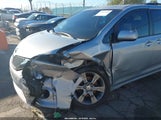 Toyota Sienna Se Premium 8 Passenger 5TDXK3DC0FS655246 photo