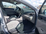 Hyundai Elantra Se 5NPD74LF4HH063895 снимка