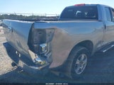 Toyota Tundra Grade 4.6L V8 5TFRM5F13AX015822 fotografie