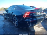 Volvo S60 B5 Momentum 7JRL12FZ6NG161254 photo