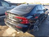 Volvo S60 B5 Momentum 7JRL12FZ6NG161254 photo
