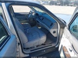Lincoln Town Car Executive 1LNLM81W2TY735566 снимка