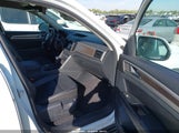 Volkswagen Atlas 3.6L V6 Se W/Technology 1V2PR2CA2JC558144 fotografie