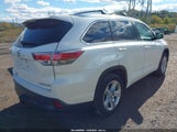 Toyota Highlander Limited Platinum V6 5TDDKRFH6FS166039 fotografie
