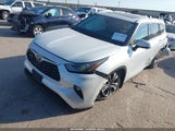 Toyota Highlander Xle 5TDGZRBH9NS239109 photo