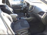 Jeep Cherokee Latitude 1C4PJLCB2GW376832 снимка