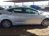 Hyundai Elantra Se 5NPDH4AE6FH587070 снимка