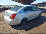 Chevrolet Sonic Ls Auto 1G1JA5SH1D4239999 снимка