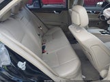 Mercedes-Benz C 300 Luxury 4Matic/Sport 4Matic WDDGF8BB8CR208904 fotografie