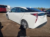 Toyota Prius Three JTDKARFUXH3041394 снимка