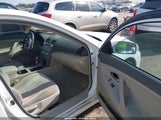 Toyota Camry Le 4T4BF3EK8AR043189 снимка