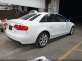 Audi A4 2.0T Premium WAUAFAFL2BN036592 снимка