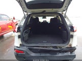 Jeep Cherokee Latitude 1C4PJMCB5FW766957 снимка