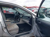 Toyota Camry Le 4T1BF1FK6CU008442 снимка