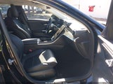 Mercedes-Benz C 300 Sedan W1KAF4GB2NR036122 photo