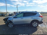 Toyota Rav4 Xle JTMRFREVXD5024961 снимка