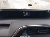 Toyota Prius C Two JTDKDTB30J1616900 снимка