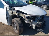 Toyota Corolla Le 5YFBURHE0GP401436 fotografie