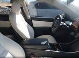 Tesla Model Y Performance Dual Motor All-Wheel Drive 5YJYGDEF9MF097922 photo