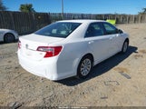 Toyota Camry Le 4T4BF1FKXER340618 снимка