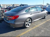 Honda Accord Touring 2.0T 1HGCV2F97JA027614 fotografie