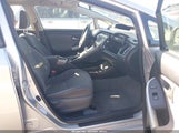 Toyota Prius Two JTDKN3DU6D5563197 fotografie