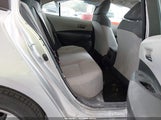 Toyota Corolla Le JTDEPMAEXNJ205569 снимка