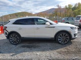 Lincoln Nautilus Reserve 2LMPJ8LP6KBL10920 снимка