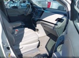 Toyota Sienna Le V6 8 Passenger 5TDKK3DC7DS350320 fotografie