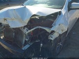 Toyota Corolla Le 5YFBURHE0HP611200 снимка