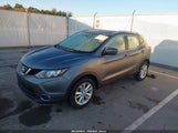 Nissan Rogue Sport Sv JN1BJ1CR1JW283869 fotografie